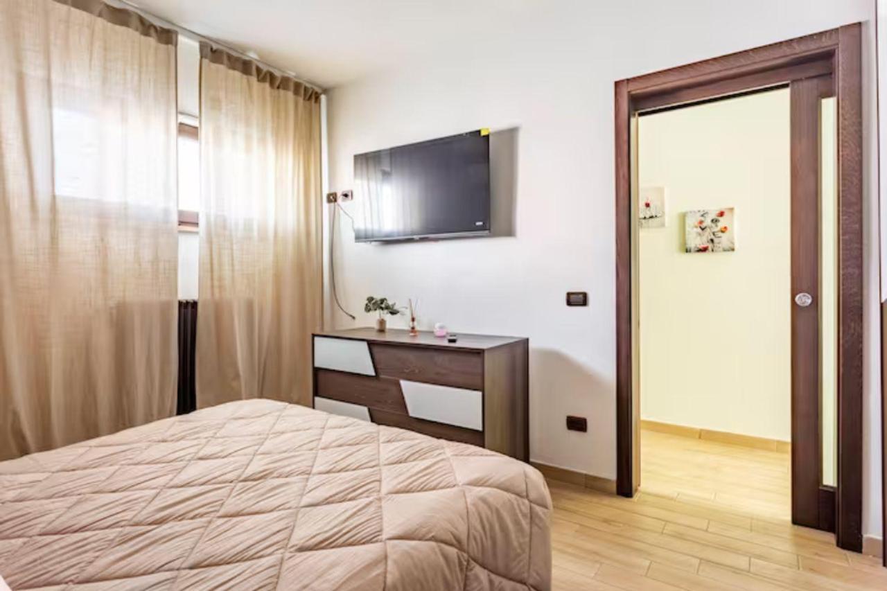 Old Lighthouse - Beach Apartment - Fiumicino Airport Экстерьер фото